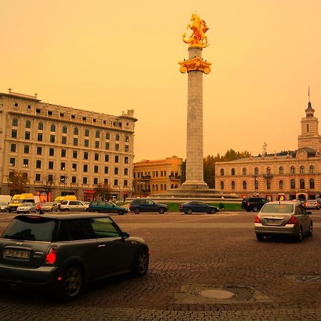 All Seasons Hotel On Freedom Square Tbilisi Bagian luar foto