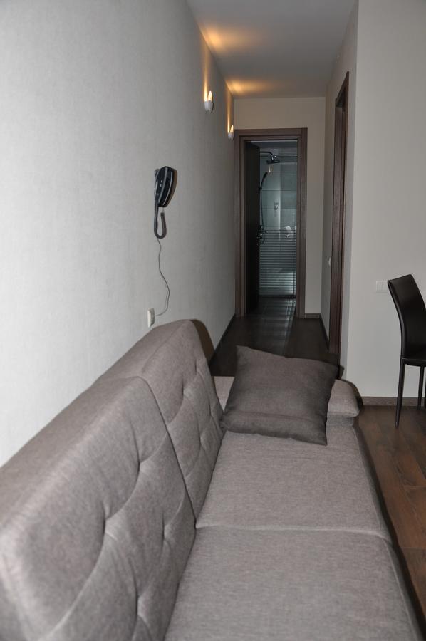 All Seasons Hotel On Freedom Square Tbilisi Bagian luar foto